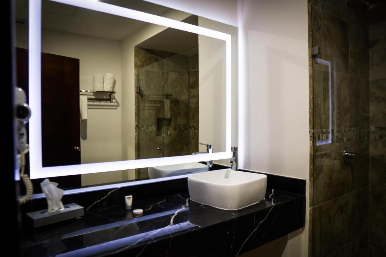 Hotel Andalucia Torreón Zewnętrze zdjęcie